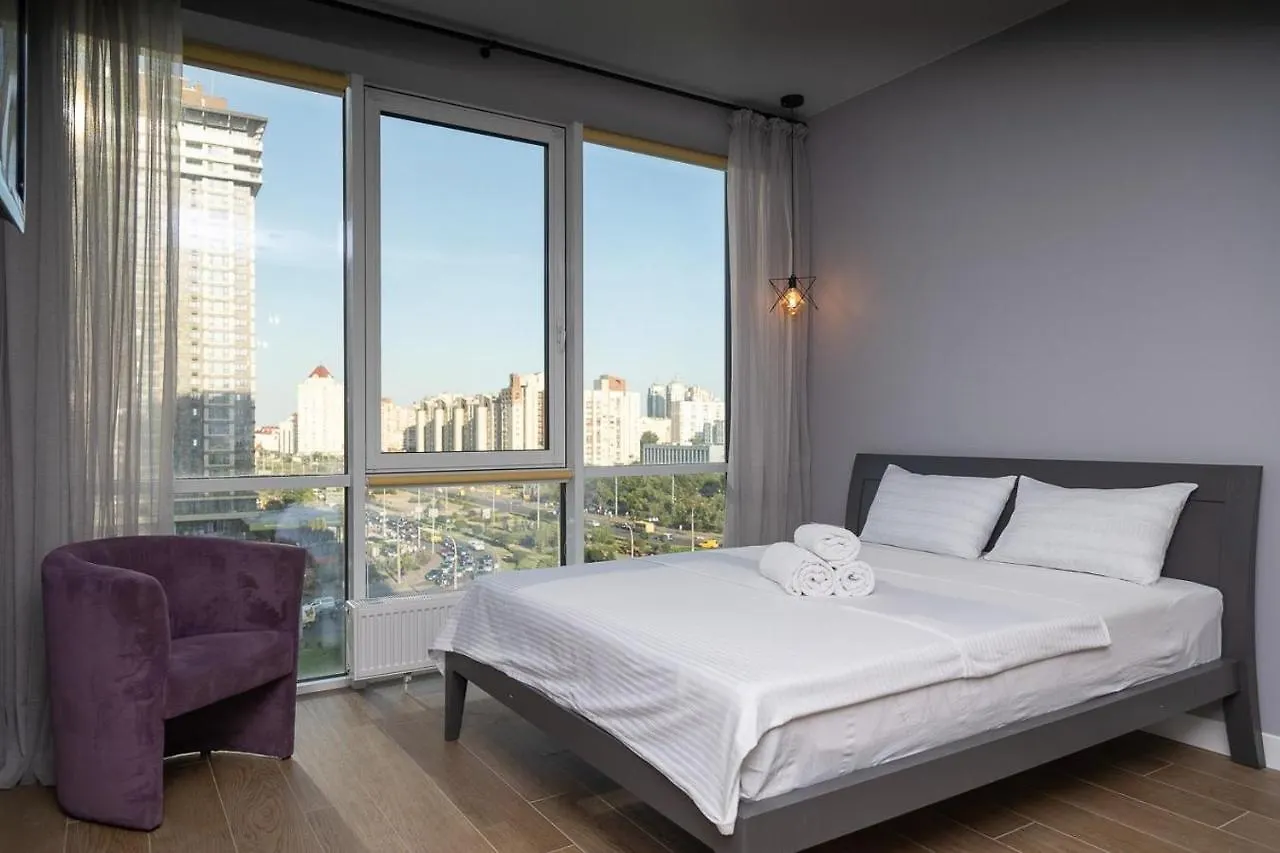 Stylish Panoramic Apartments. Smartplaza. Metro Minskaya Киев Апартаменты